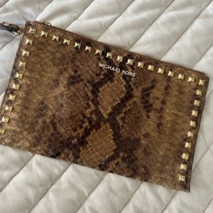 Michael Kors wristlet/clutch